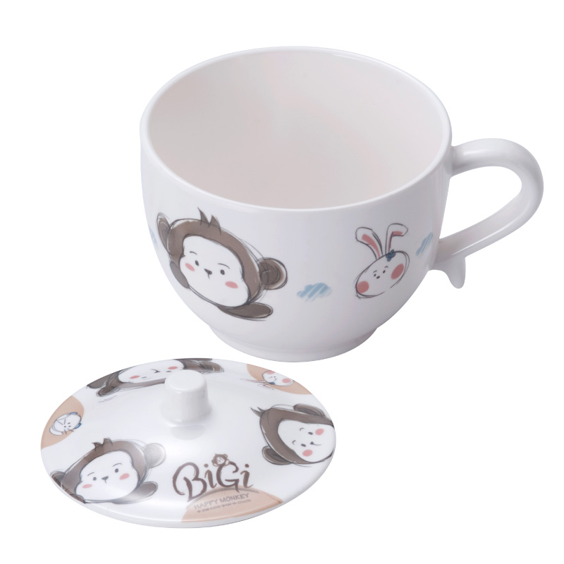 Instant noodle cup with lid