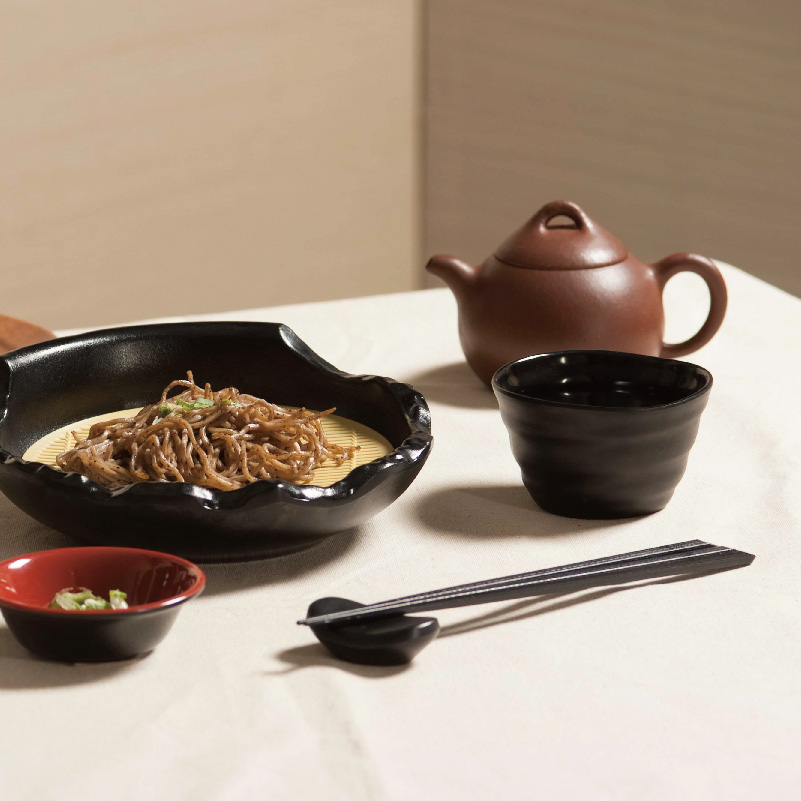 Day sharpening chopsticks