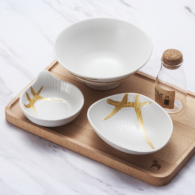 Embossed dish