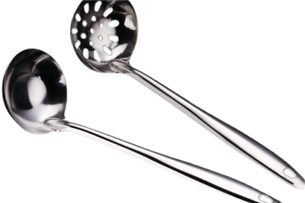 Stainless steel soup spoon with magnetic round head