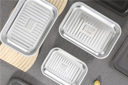Crisper stainless steel refrigerator box with lid