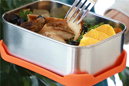Stainless steel rectangular lunch box with silicone lid