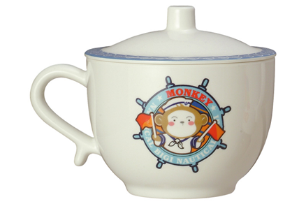 Instant noodle cup with lid