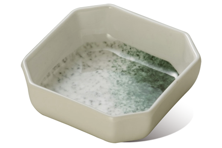 Four-cornered bowls